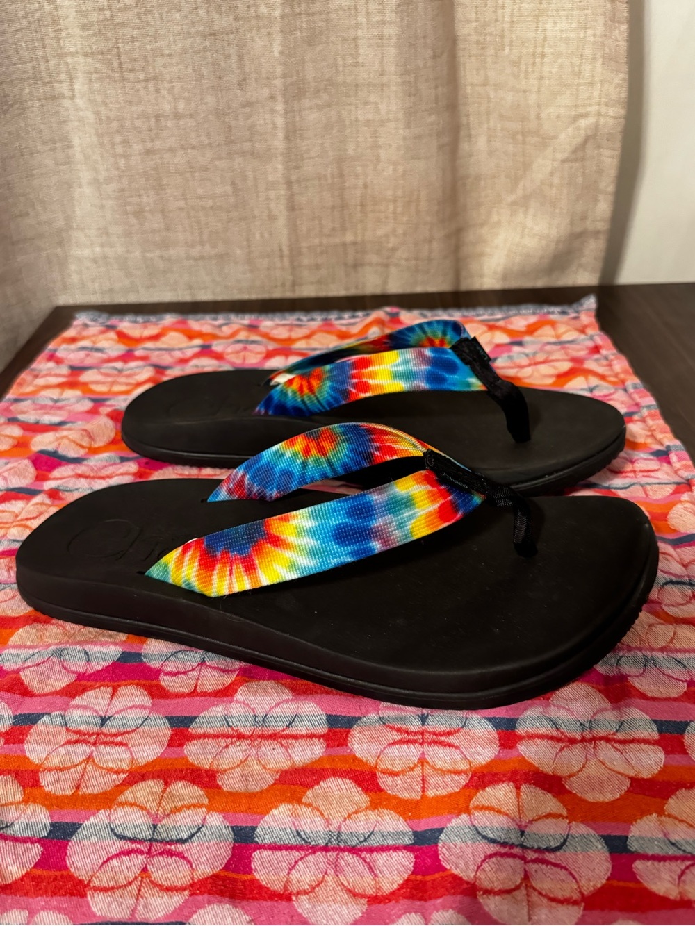 Chaco’s tie dye thong flip flop sandals men’s 12
